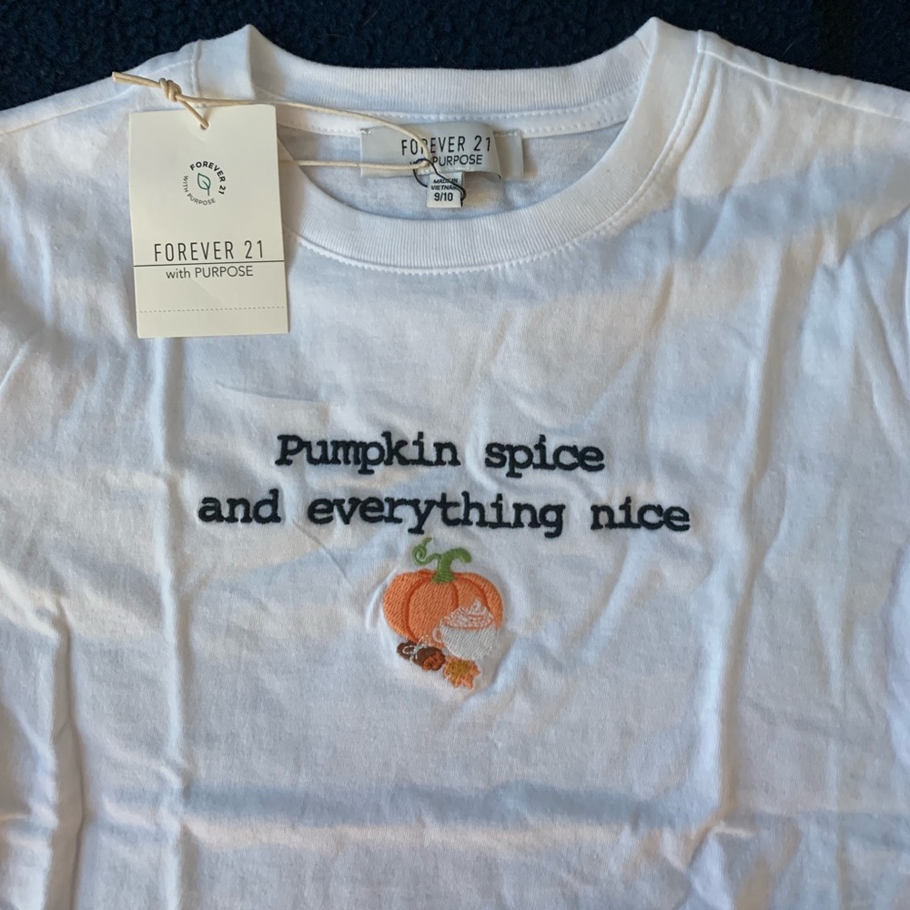 Forever 21 Tshirt